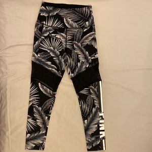 PINK Victoria’s Secret, size S, pattern black, white,gray